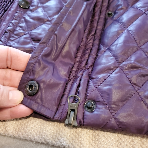 - ⬇️Lana Sport quilted vest with elasticized sides - Picture 2 of 10